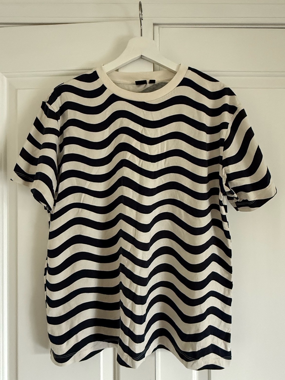Marimekko Navy and White Wave Stripe Short Sleeve Tee
